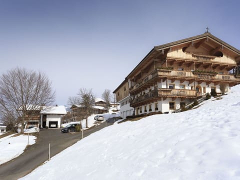 Winter, Freezing, Snow, Mountain Village, Balcony, Villa