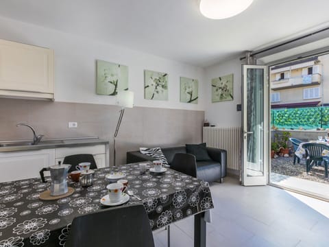 Interior Design, Furniture, Ceiling, Flooring, Floor, Room, Apartment, Chair, Kitchen & Dining Room Table, Living Room