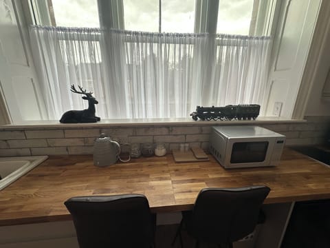 Kitchen solid oak worktop