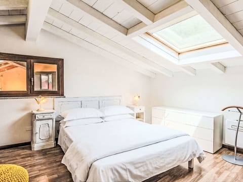 Furniture, Bed, Interior Design, Bedroom, Wall, Floor, Flooring, Bedding, Wood, Room