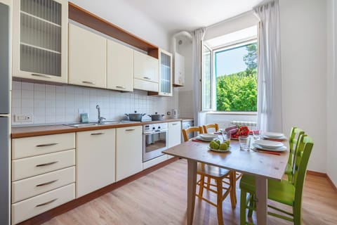 Kitchen and dining area