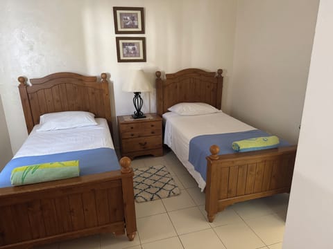 Guest bedroom