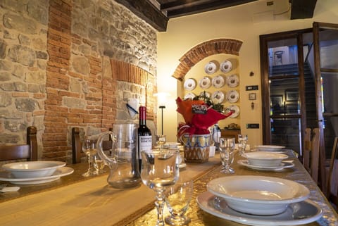 Autumn, Dining Room, Spring, Summer