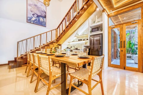 Stylish dining meets modern kitchen in an inviting space