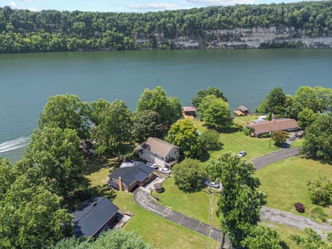 Lakefront escape with private dock access