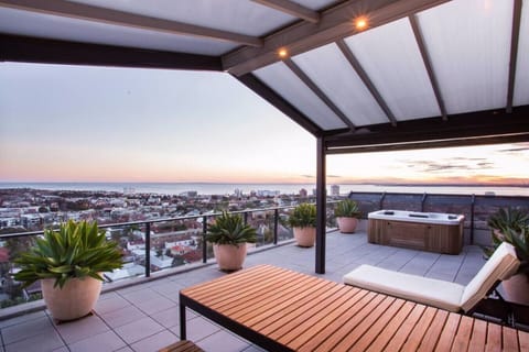 Welcome to the rooftop view!