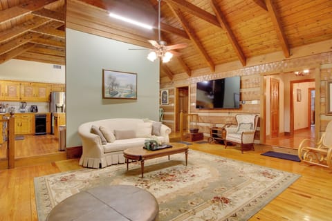 Den | Central Heating & A/C | In-Unit Laundry