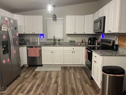 Fully Stocked kitchen