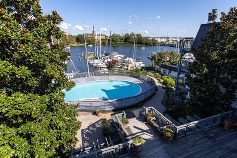 Welcome to Bird's Eye View, located on the waterfront in Eastport with views of downtown Annapolis.