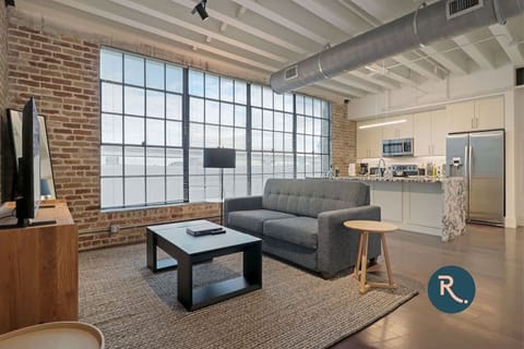 Welcome to Motorworks by Roami!