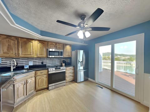 Chef Ready Kitchen with Deck Access