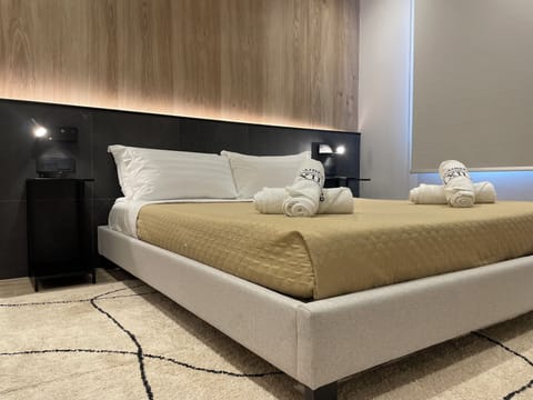 Master bedroom with Comfy King-size bed