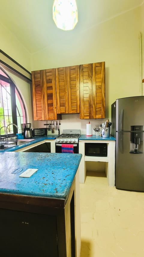 Kitchen fully equipped