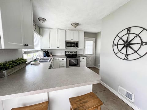 Fully Stocked Kitchen