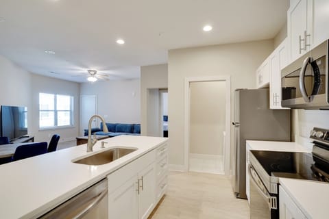 Kitchen | Dishwasher