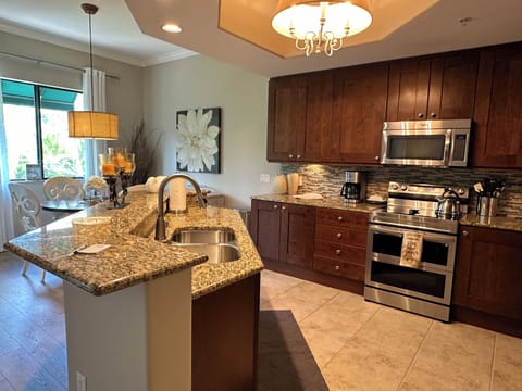 Kitchen to dining area