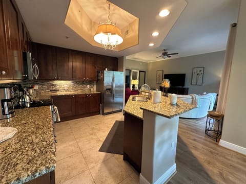 Kitchen to living area 