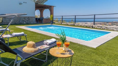 Villa Baeza Torrox by Ruralidays
