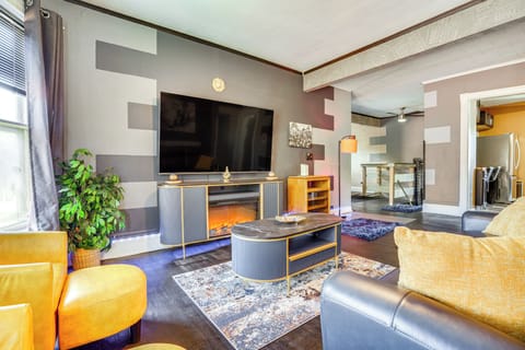 St Paul Vacation Rental | 2BR | 1.5BA | 1,243 Sq Ft | 5 Steps to Enter