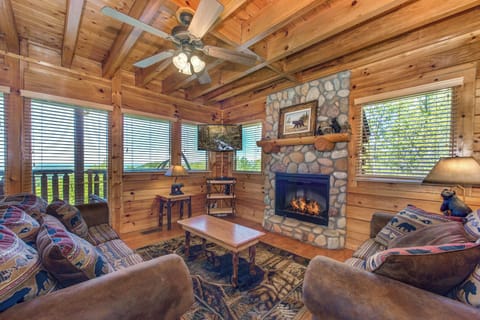 PropertyImg1