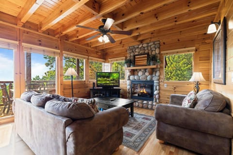 PropertyImg1