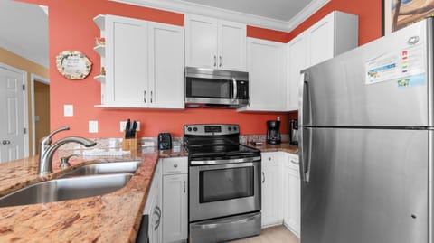 From coffee to crudité to créme brulée, you can whip up any size meal in this kitchen.