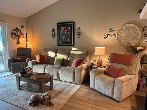 4 recliner chairs