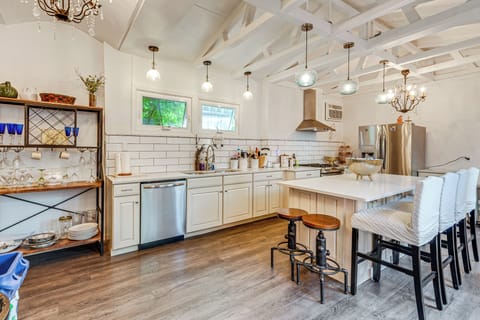 Kitchen | 1st Floor | Cooking Basics | Microwave | Drip & Keurig Coffee Makers