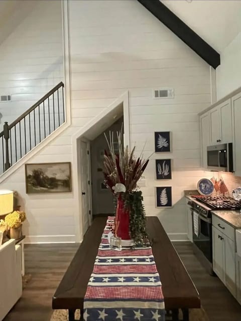 Open Living/Dining Area