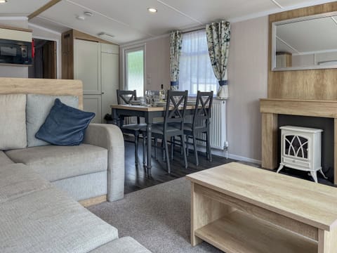Open plan living space | Ousbrough Tail-Wag Retreat - Beamish Holiday Park, Durham