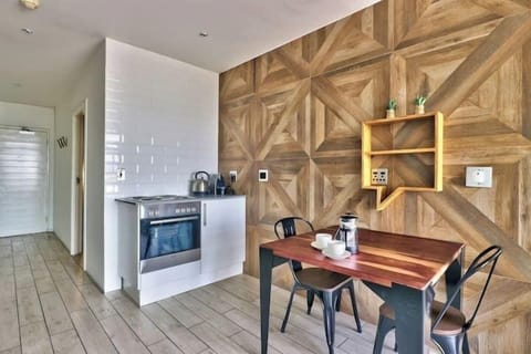 Stylish apartment with Atlantic Ocean views! (7206)