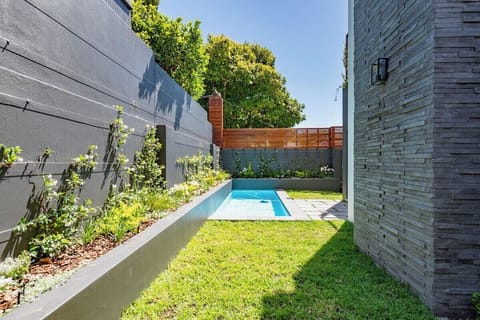 Luxurious Family home in Newlands with Pool (12760)