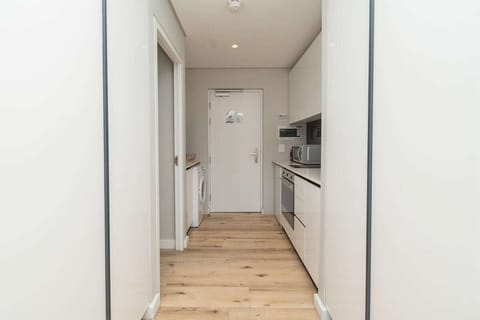 Studio Apartment in Loop street with city views (11600)