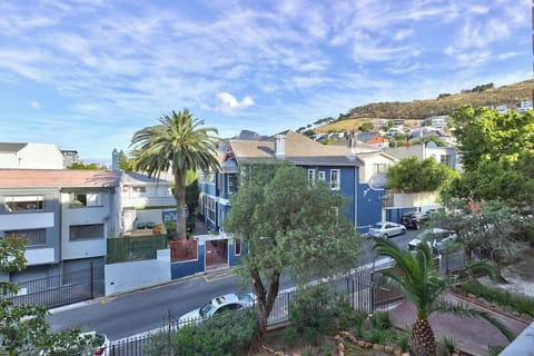 Sunny beautiful studio with AC and Balcony (22979)