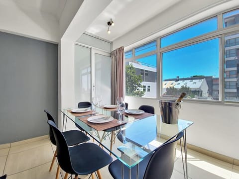 Spacious, light and sunny Living areas