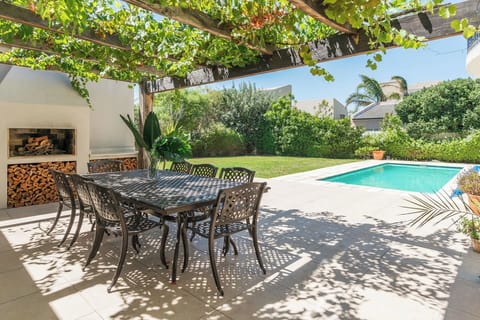 Sunset Beach Family Retreat (24058)