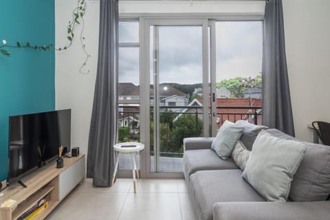 Studio Apartment at Metropole Rosebank (24302)