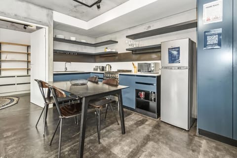 Contemporary Family Retreat in the Heart of Bo-Kaa (23019)