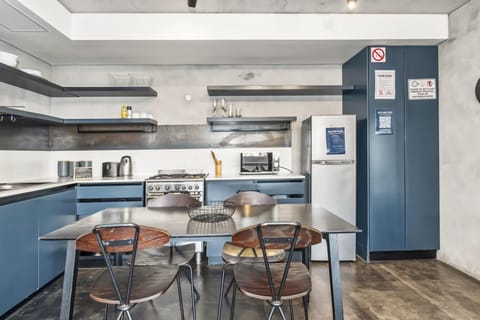 Contemporary Family Retreat in the Heart of Bo-Kaa (23020)