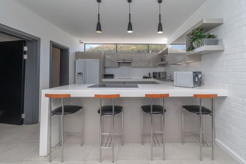 Metropole Green Point - Cozy 2nd Floor Stay (24136)