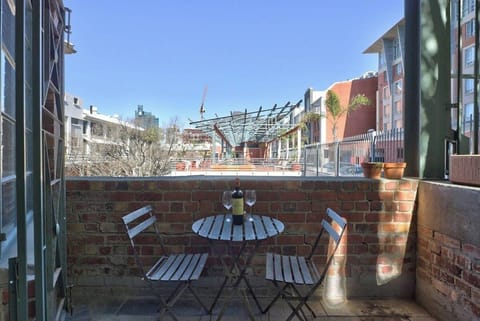 De Waterkant Loft with Pool+Bikes and Parking (5520)