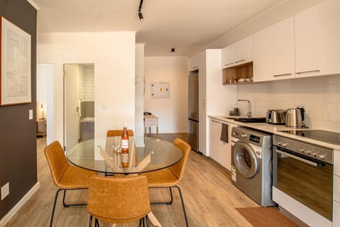 Peaceful 2BR Apartment in George with Views (27409)