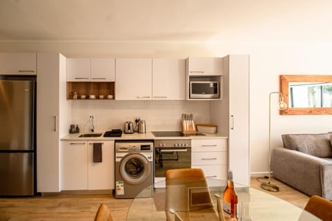 Peaceful 2BR Apartment in George with Views (27410)