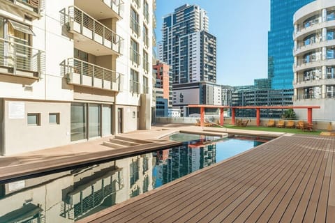 Icon Studio: Wi-Fi & Parking Near CTICC (3424)