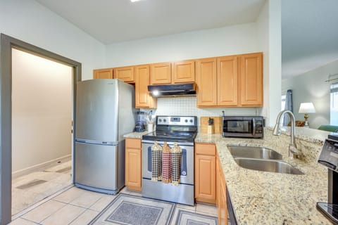 Kitchen | Drip & Single-Serve Coffee Makers | Blender | Cooking Basics