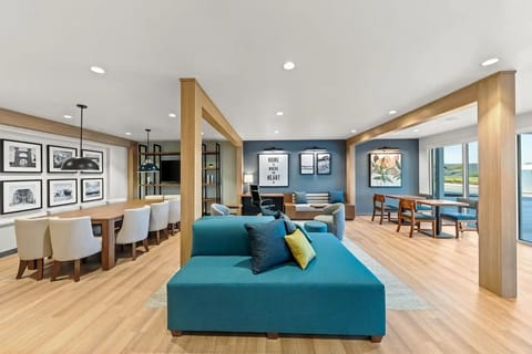 Settle in with coffee and views from the airy lounge.