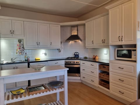 Self catering kitchen.
