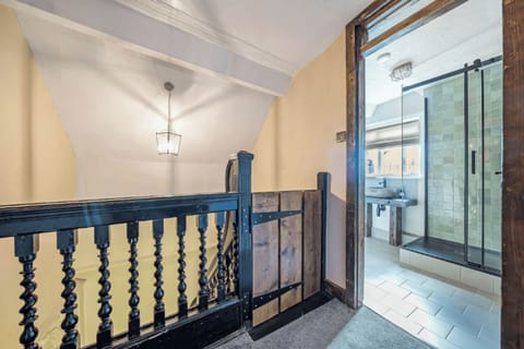 Chester Rose, Chester Apartment in Chester