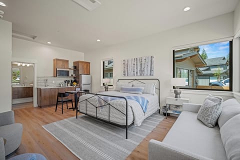 18221 Forestbrook-70