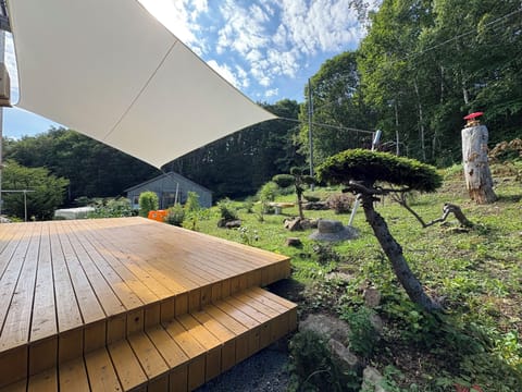 Tenguyama Yuki Lodge自慢の桧デッキ